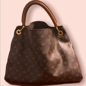 Louis Vuitton Artsy Tote